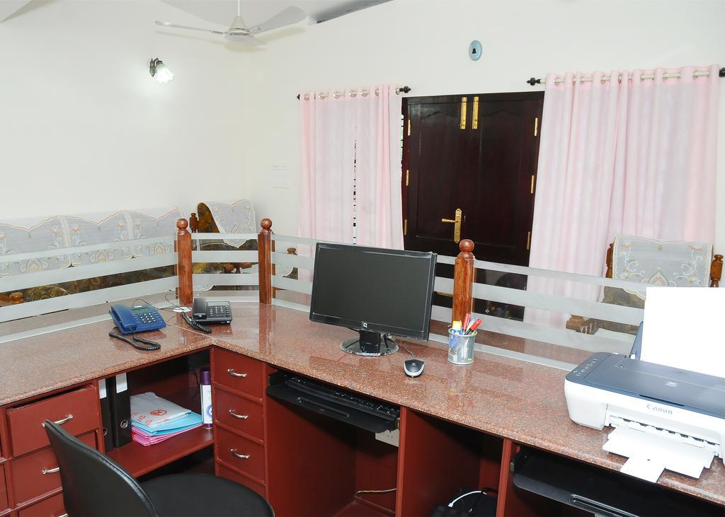 Greenfield Inn Thiruvananthapuram Exterior foto